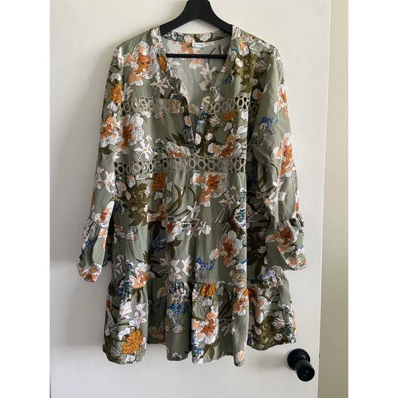 Women's Lascana Flowy Flared Sleeve Shirt Dress Sage Green Floral Size 12/14 - Picture 1 of 8